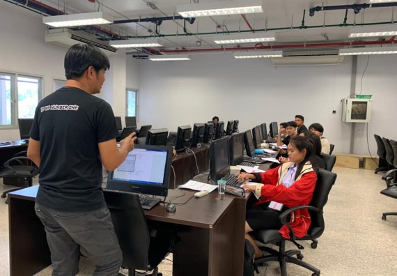 ภาพกิจกรรม โปรแกรมวิชาวิทยาการคอมพิวเตอร์ จัดกิจกรรมเตรียมความพร้อมในการเรียนรู้ในระดับอุดมศึกษาสำหรับนักศึกษาหลักสูตรเทคโนโลยีสารสนเทศ