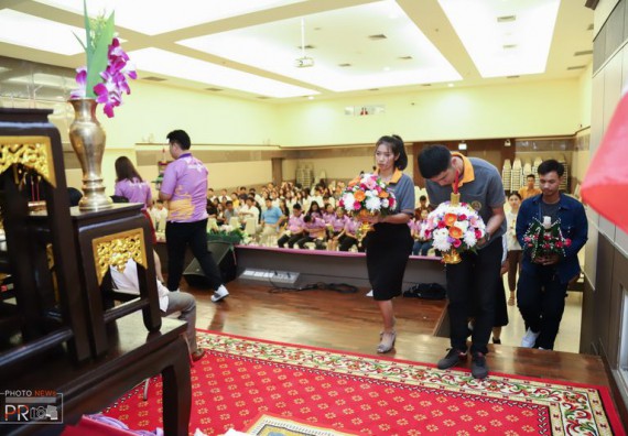 ภาพกิจกรรม อาจารย์ และนักศึกษาคณะวิทยาศาสตร์และเทคโนโลยี เข้าร่วมพิธีไหว้ครู ประจำปีการศึกษา 2562 