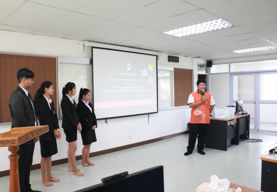 ภาพกิจกรรม  โปรแกรมวิชาวิทยาการคอมพิวเตอร์ จัดอบรมเชิงปฏิบัติการ Micro:bit ช่วงที่ 1