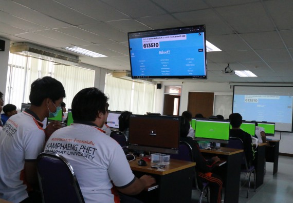 ภาพกิจกรรม  โปรแกรมวิชาวิทยาการคอมพิวเตอร์ จัดอบรมเชิงปฏิบัติการ Micro:bit ช่วงที่ 1