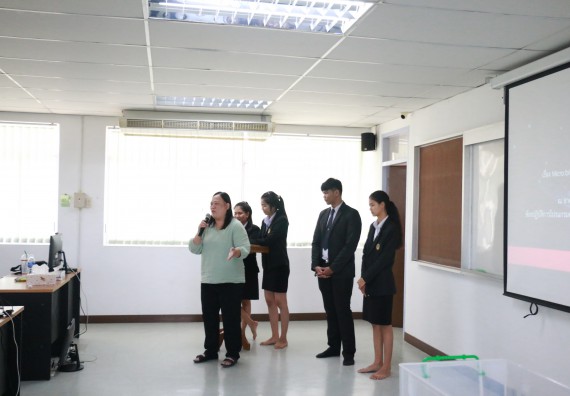 ภาพกิจกรรม  โปรแกรมวิชาวิทยาการคอมพิวเตอร์ จัดอบรมเชิงปฏิบัติการ Micro:bit ช่วงที่ 1