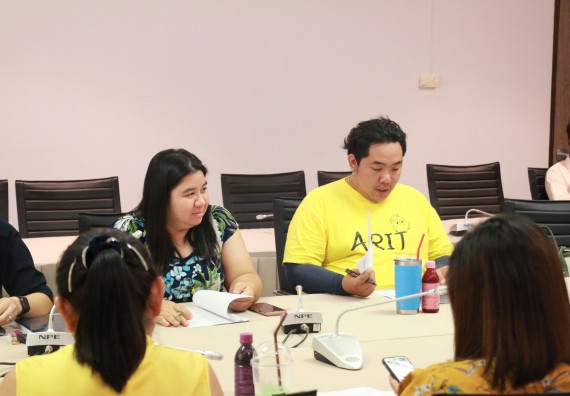 ภาพกิจกรรม คณะวิทยาศาสตร์และเทคโนโลยี จัดประชุม เรื่อง โครงการสัมมนาเชิงปฏิบัติการค่ายอาสาบำเพ็ญประโยชน์เพื่อส่งเสริมสร้างจริยธรรมและบูรณาการการเรียนรู้งานประกันคุณภาพการศึกษา เพื่อทำนุบำรุงศิลปวัฒนธรรม ครั้งที่ 6