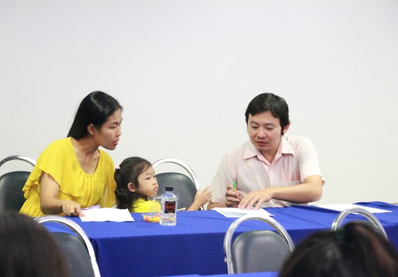 ภาพกิจกรรม โปรแกรมวิชาเคมี จัดกิจกรรมการพัฒนาคุณลักษณะบัณฑิตที่พึงประสงค์ สาขาเคมี