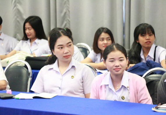 ภาพกิจกรรม โปรแกรมวิชาเคมี จัดกิจกรรมการพัฒนาคุณลักษณะบัณฑิตที่พึงประสงค์ สาขาเคมี