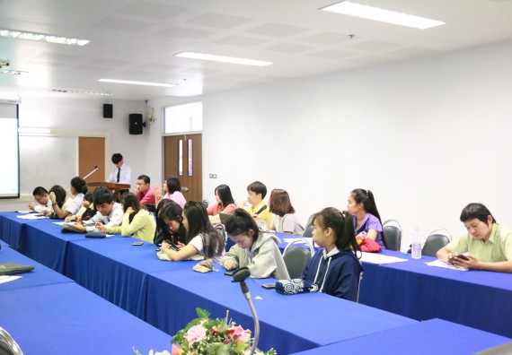 ภาพกิจกรรม โปรแกรมวิชาเคมี จัดกิจกรรมการพัฒนาคุณลักษณะบัณฑิตที่พึงประสงค์ สาขาเคมี