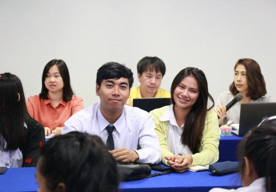 ภาพกิจกรรม โปรแกรมวิชาเคมี จัดกิจกรรมการพัฒนาคุณลักษณะบัณฑิตที่พึงประสงค์ สาขาเคมี