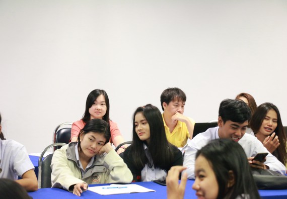 ภาพกิจกรรม โปรแกรมวิชาเคมี จัดกิจกรรมการพัฒนาคุณลักษณะบัณฑิตที่พึงประสงค์ สาขาเคมี