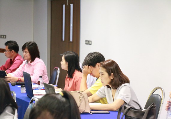 ภาพกิจกรรม โปรแกรมวิชาเคมี จัดกิจกรรมการพัฒนาคุณลักษณะบัณฑิตที่พึงประสงค์ สาขาเคมี