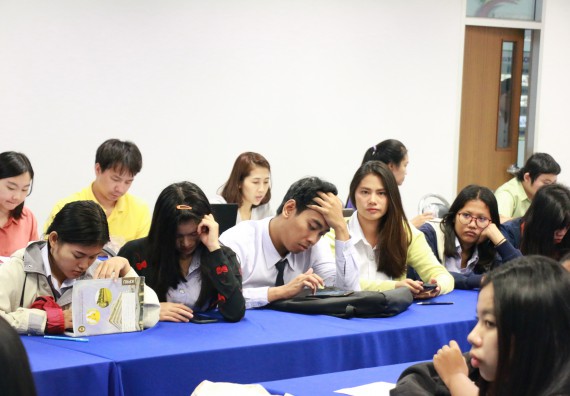 ภาพกิจกรรม โปรแกรมวิชาเคมี จัดกิจกรรมการพัฒนาคุณลักษณะบัณฑิตที่พึงประสงค์ สาขาเคมี