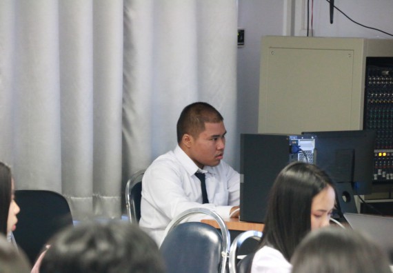 ภาพกิจกรรม โปรแกรมวิชาเคมี จัดกิจกรรมการพัฒนาคุณลักษณะบัณฑิตที่พึงประสงค์ สาขาเคมี