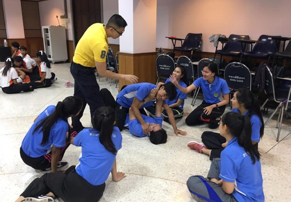 ภาพกิจกรรม โปรแกรมวิชาสาธารณสุขศาสตร์ จัดอบรมศิลปะการป้องกันตัว