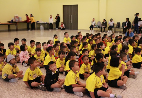 ภาพกิจกรรม คณะวิทยาศาสตร์และเทคโนโลยี จัดค่ายวิทยาศาสตร์โรงเรียนสาธิตฯ