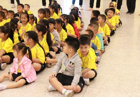 ภาพกิจกรรม คณะวิทยาศาสตร์และเทคโนโลยี จัดค่ายวิทยาศาสตร์โรงเรียนสาธิตฯ