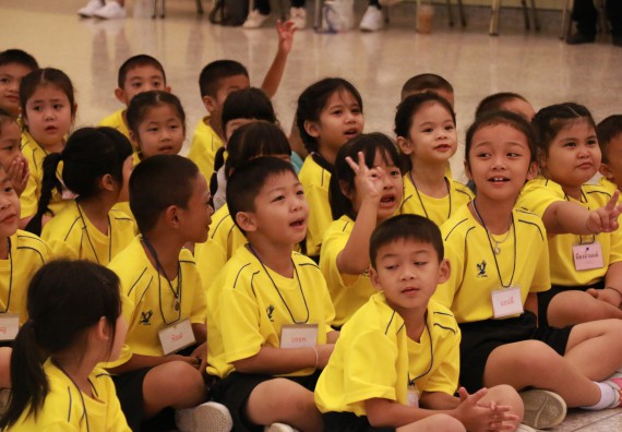 ภาพกิจกรรม คณะวิทยาศาสตร์และเทคโนโลยี จัดค่ายวิทยาศาสตร์โรงเรียนสาธิตฯ