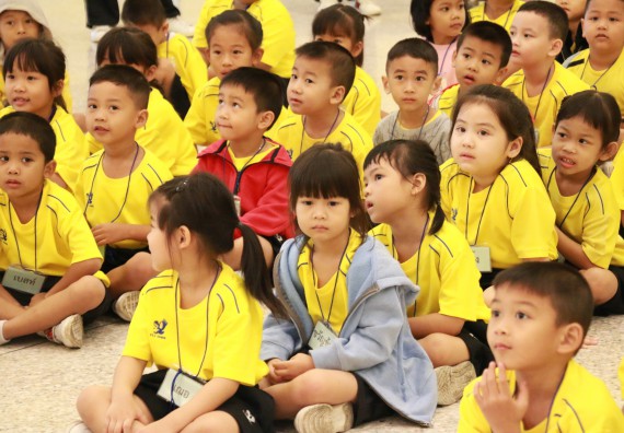 ภาพกิจกรรม คณะวิทยาศาสตร์และเทคโนโลยี จัดค่ายวิทยาศาสตร์โรงเรียนสาธิตฯ