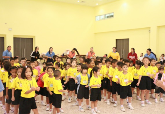 ภาพกิจกรรม คณะวิทยาศาสตร์และเทคโนโลยี จัดค่ายวิทยาศาสตร์โรงเรียนสาธิตฯ