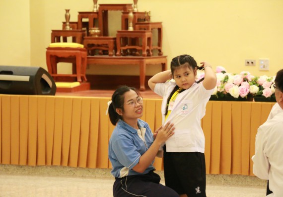 ภาพกิจกรรม คณะวิทยาศาสตร์และเทคโนโลยี จัดค่ายวิทยาศาสตร์โรงเรียนสาธิตฯ