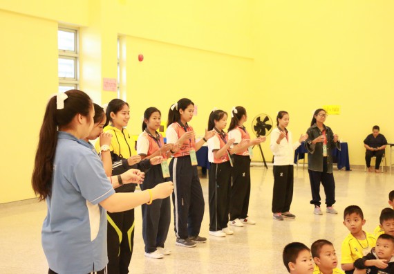 ภาพกิจกรรม คณะวิทยาศาสตร์และเทคโนโลยี จัดค่ายวิทยาศาสตร์โรงเรียนสาธิตฯ