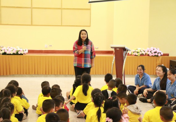 ภาพกิจกรรม คณะวิทยาศาสตร์และเทคโนโลยี จัดค่ายวิทยาศาสตร์โรงเรียนสาธิตฯ