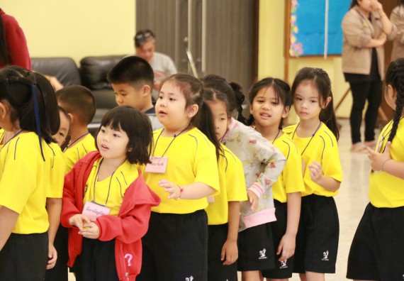 ภาพกิจกรรม คณะวิทยาศาสตร์และเทคโนโลยี จัดค่ายวิทยาศาสตร์โรงเรียนสาธิตฯ