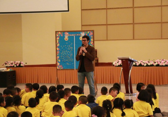 ภาพกิจกรรม คณะวิทยาศาสตร์และเทคโนโลยี จัดค่ายวิทยาศาสตร์โรงเรียนสาธิตฯ