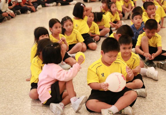 ภาพกิจกรรม คณะวิทยาศาสตร์และเทคโนโลยี จัดค่ายวิทยาศาสตร์โรงเรียนสาธิตฯ