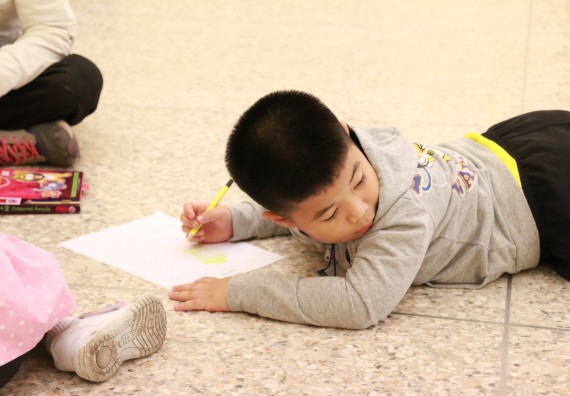 ภาพกิจกรรม คณะวิทยาศาสตร์และเทคโนโลยี จัดค่ายวิทยาศาสตร์โรงเรียนสาธิตฯ