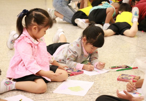 ภาพกิจกรรม คณะวิทยาศาสตร์และเทคโนโลยี จัดค่ายวิทยาศาสตร์โรงเรียนสาธิตฯ