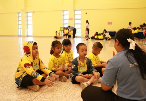 ภาพกิจกรรม คณะวิทยาศาสตร์และเทคโนโลยี จัดค่ายวิทยาศาสตร์โรงเรียนสาธิตฯ