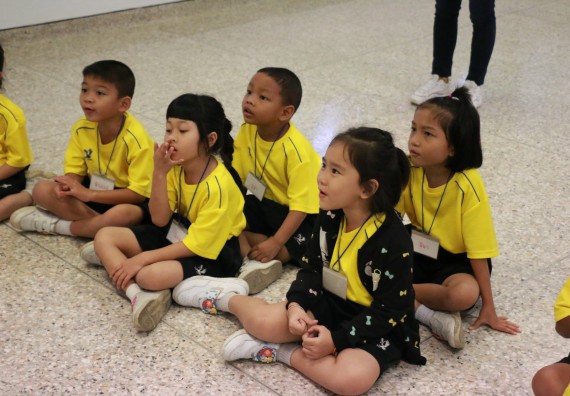 ภาพกิจกรรม คณะวิทยาศาสตร์และเทคโนโลยี จัดค่ายวิทยาศาสตร์โรงเรียนสาธิตฯ