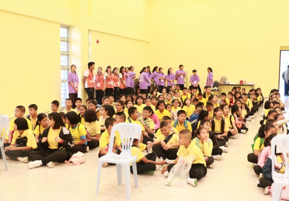 ภาพกิจกรรม คณะวิทยาศาสตร์และเทคโนโลยี จัดค่ายวิทยาศาสตร์โรงเรียนสาธิตฯ