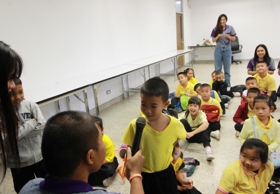 ภาพกิจกรรม คณะวิทยาศาสตร์และเทคโนโลยี จัดค่ายวิทยาศาสตร์โรงเรียนสาธิตฯ