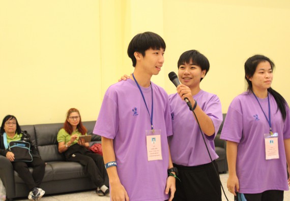 ภาพกิจกรรม คณะวิทยาศาสตร์และเทคโนโลยี จัดค่ายวิทยาศาสตร์โรงเรียนสาธิตฯ