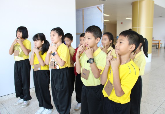 ภาพกิจกรรม คณะวิทยาศาสตร์และเทคโนโลยี จัดค่ายวิทยาศาสตร์โรงเรียนสาธิตฯ