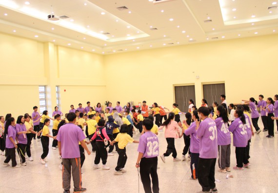 ภาพกิจกรรม คณะวิทยาศาสตร์และเทคโนโลยี จัดค่ายวิทยาศาสตร์โรงเรียนสาธิตฯ