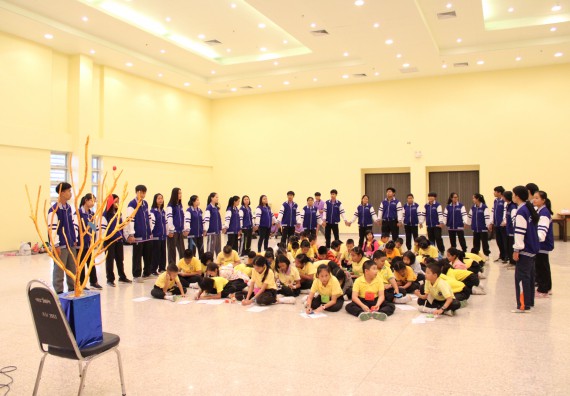 ภาพกิจกรรม คณะวิทยาศาสตร์และเทคโนโลยี จัดค่ายวิทยาศาสตร์โรงเรียนสาธิตฯ