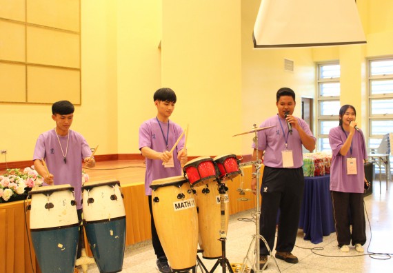 ภาพกิจกรรม คณะวิทยาศาสตร์และเทคโนโลยี จัดค่ายวิทยาศาสตร์โรงเรียนสาธิตฯ