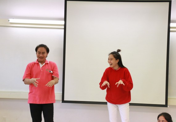 ภาพกิจกรรม คณะวิทยาศาสตร์และเทคโนโลยี จัดค่ายวิทยาศาสตร์โรงเรียนสาธิตฯ