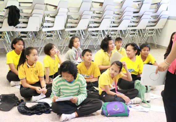 ภาพกิจกรรม คณะวิทยาศาสตร์และเทคโนโลยี จัดค่ายวิทยาศาสตร์โรงเรียนสาธิตฯ