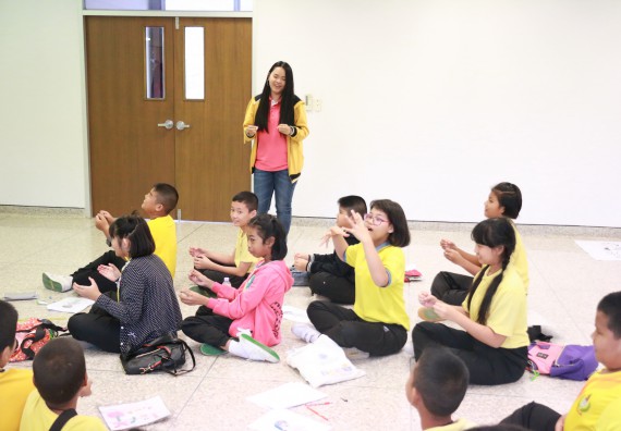 ภาพกิจกรรม คณะวิทยาศาสตร์และเทคโนโลยี จัดค่ายวิทยาศาสตร์โรงเรียนสาธิตฯ