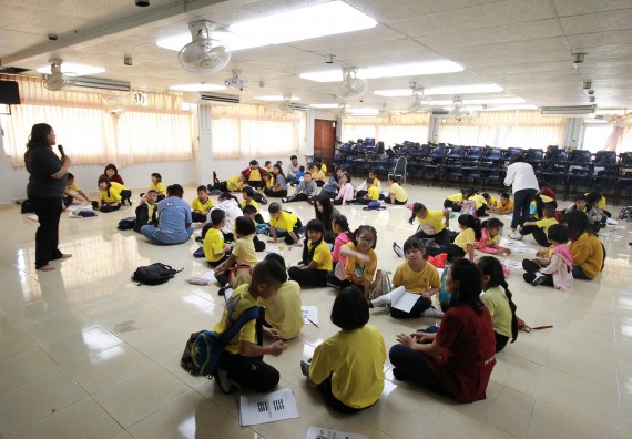 ภาพกิจกรรม คณะวิทยาศาสตร์และเทคโนโลยี จัดค่ายวิทยาศาสตร์โรงเรียนสาธิตฯ