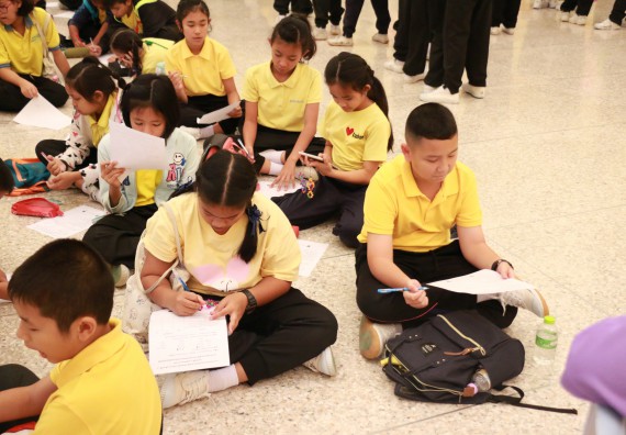 ภาพกิจกรรม คณะวิทยาศาสตร์และเทคโนโลยี จัดค่ายวิทยาศาสตร์โรงเรียนสาธิตฯ