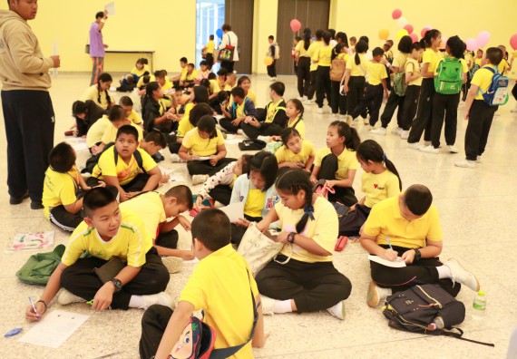 ภาพกิจกรรม คณะวิทยาศาสตร์และเทคโนโลยี จัดค่ายวิทยาศาสตร์โรงเรียนสาธิตฯ