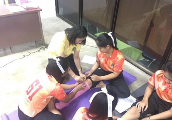 ภาพกิจกรรม โปรแกรมวิชาสาธารณสุขศาสตร์ จัดอบรมนวดตัวเพื่อสุขภาพ