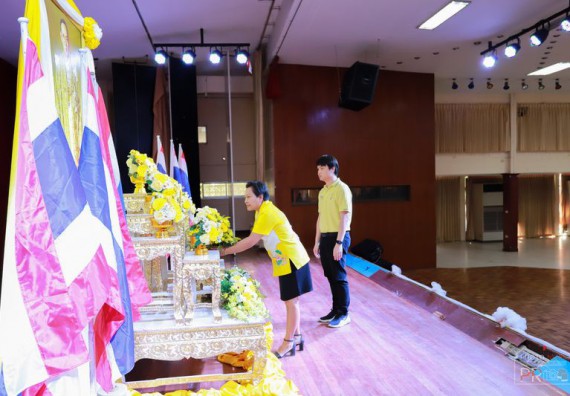 ภาพกิจกรรม คณะวิทยาศาสตร์และเทคโนโลยี เข้าร่วม งานวันพ่อแห่งชาติ และวันคล้ายวันพระบรมราชสมภพพระบาทสมเด็จพระบรมชนกาธิเบศร มหาภูมิพลอดุลยเดชมหาราช บรมนาถบพิตร ประจำปี 2562