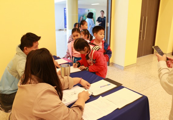 ภาพกิจกรรม คณะวิทยาศาสตร์และเทคโนโลยี จัดโครงการฝึกทักษะการเรียนรู้ค่ายวิทยาศาสตร์ Science 2019