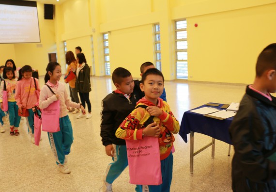 ภาพกิจกรรม คณะวิทยาศาสตร์และเทคโนโลยี จัดโครงการฝึกทักษะการเรียนรู้ค่ายวิทยาศาสตร์ Science 2019