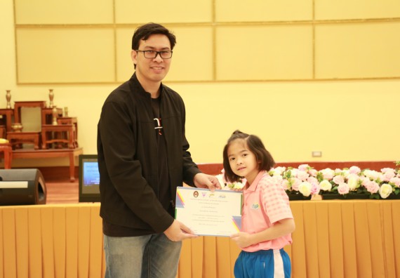 ภาพกิจกรรม คณะวิทยาศาสตร์และเทคโนโลยี จัดโครงการฝึกทักษะการเรียนรู้ค่ายวิทยาศาสตร์ Science 2019