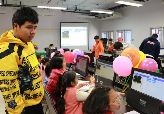 ภาพกิจกรรม คณะวิทยาศาสตร์และเทคโนโลยี จัดโครงการฝึกทักษะการเรียนรู้ค่ายวิทยาศาสตร์ Science 2019