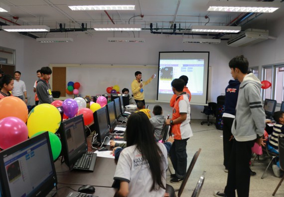 ภาพกิจกรรม คณะวิทยาศาสตร์และเทคโนโลยี จัดโครงการฝึกทักษะการเรียนรู้ค่ายวิทยาศาสตร์ Science 2019